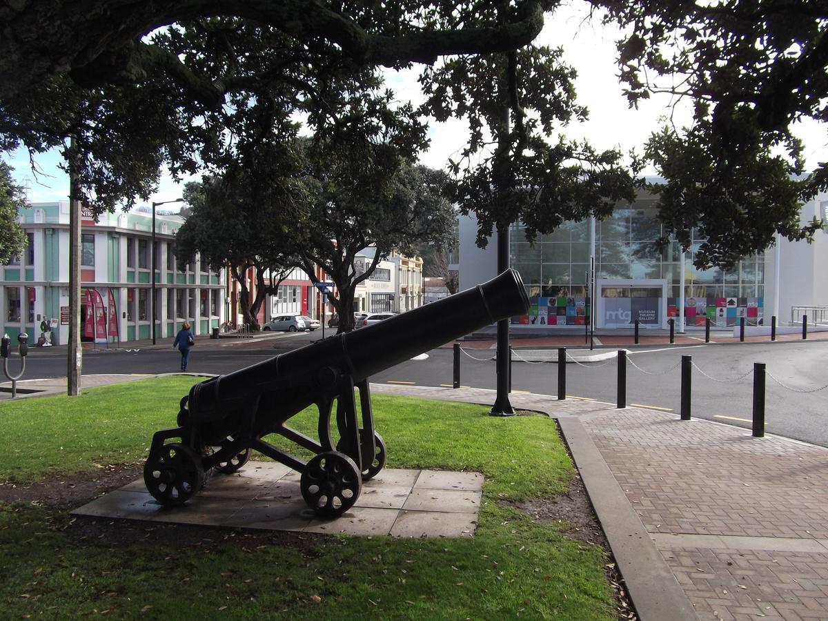Archies Bunker Affordable Accommodation Napier Bagian luar foto