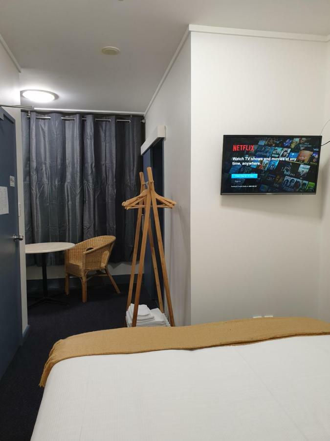 Archies Bunker Affordable Accommodation Napier Bagian luar foto